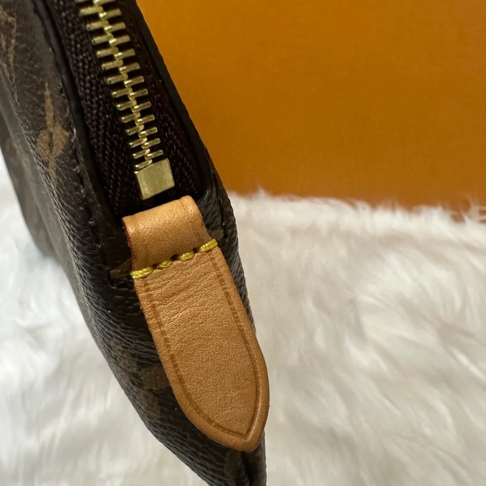 Louis Vuitton  Monogram Pouch✨ - Picture 6 of 11